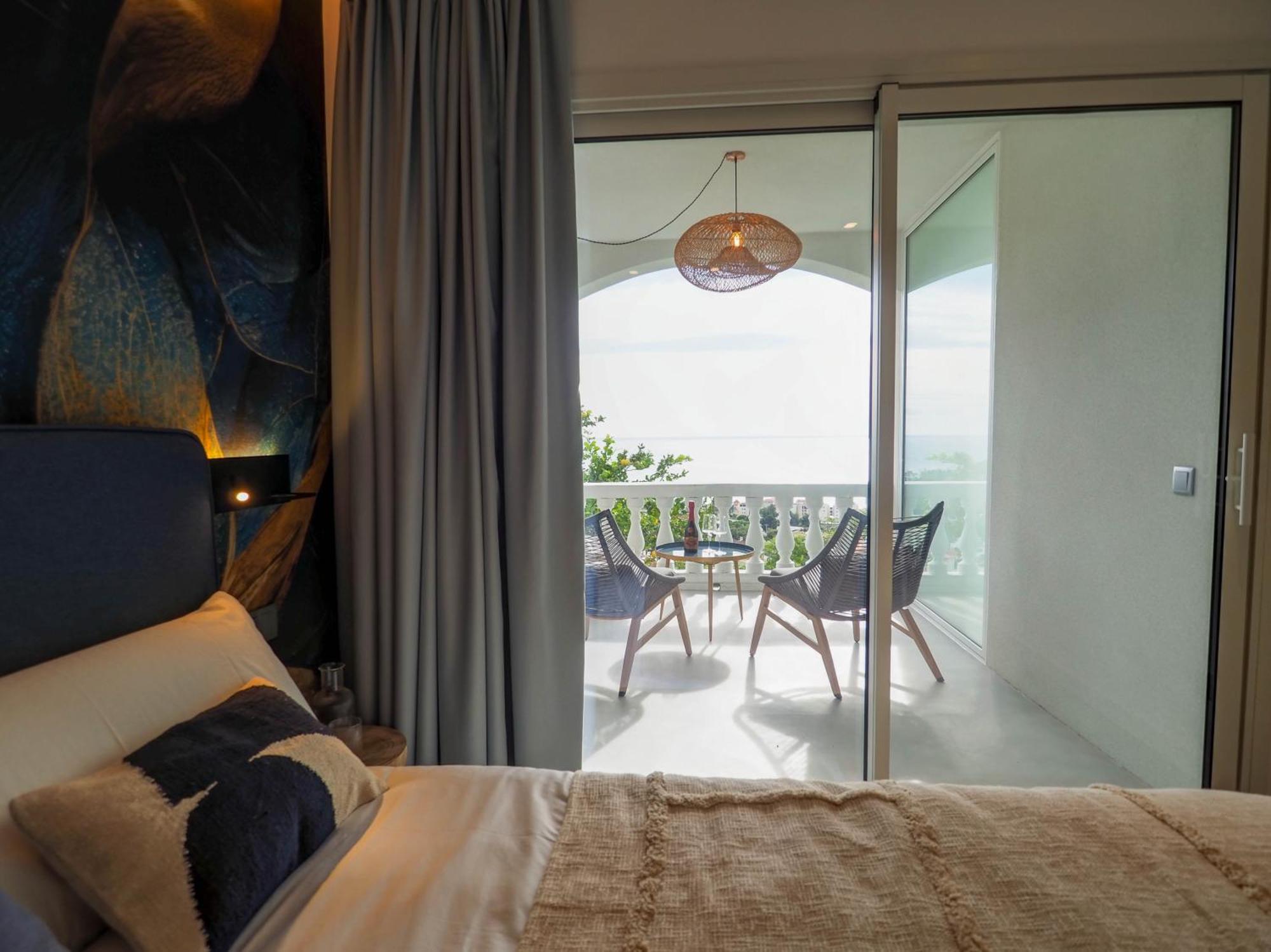 Blue Hill - Only Adults Apartment Sitges